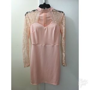 Long-sleeve lacy dress